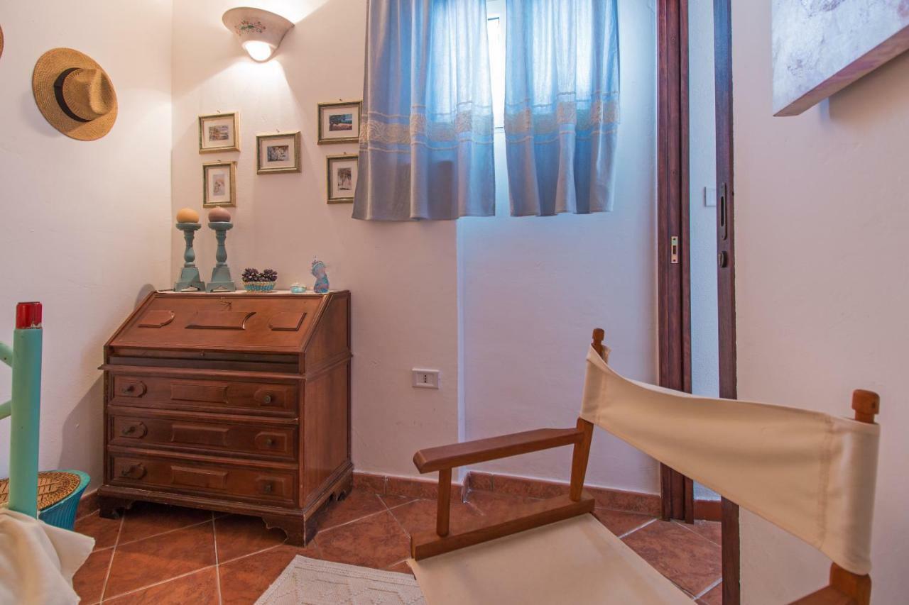 カーラゴノネ Casa Lentischioヴィラ エクステリア 写真